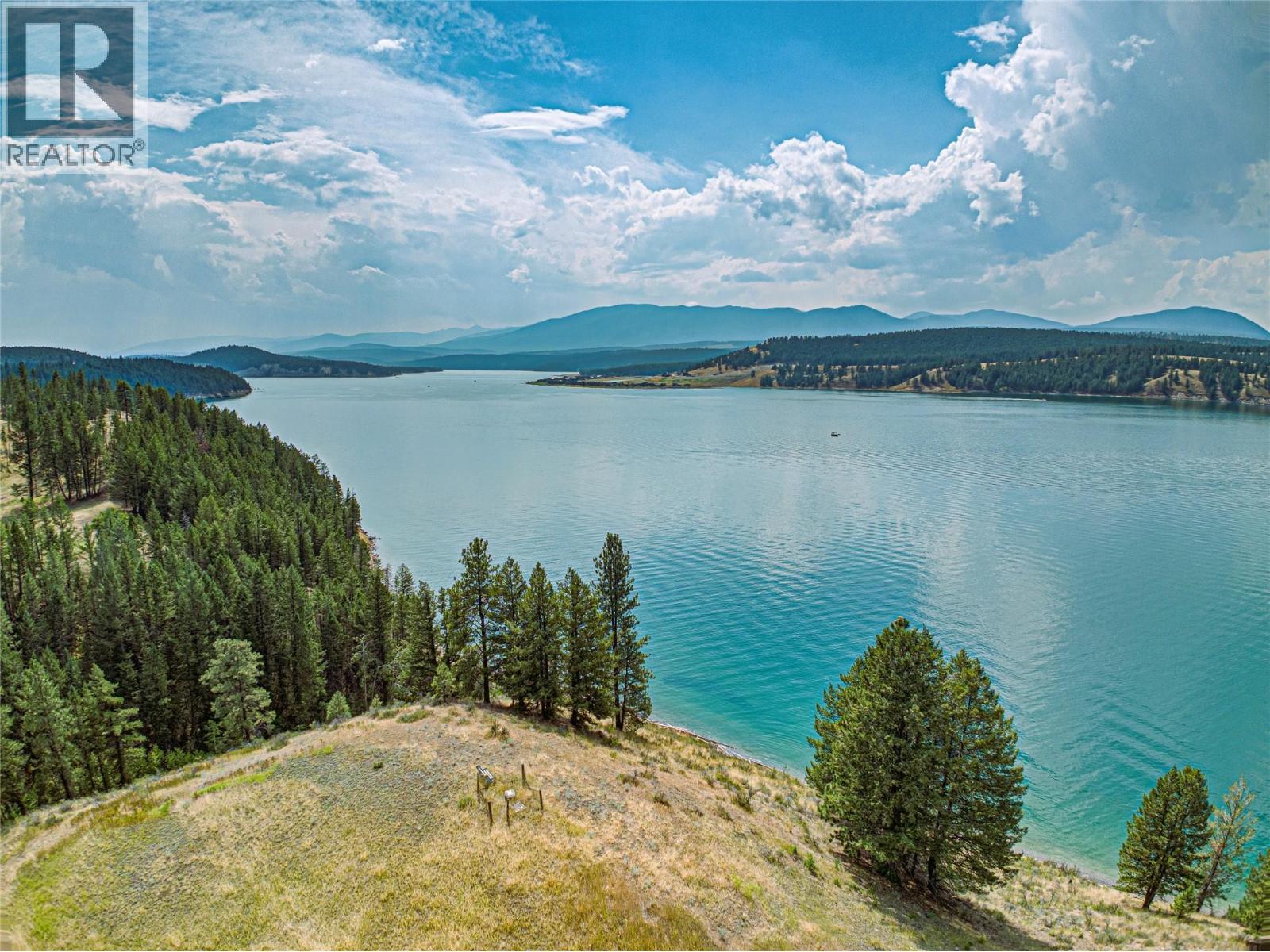 1347 Waldo Rd, Baynes Lake, BC V0B 1T4