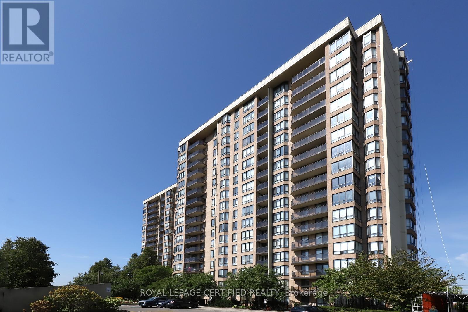 20 Cherrytree Dr Ph2 Dr, Brampton, ON L6Y 3V1