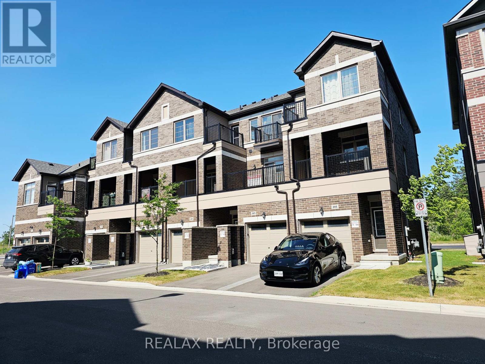 103 Carneros Way, Markham Cedar Grove, ON L6B 1R2