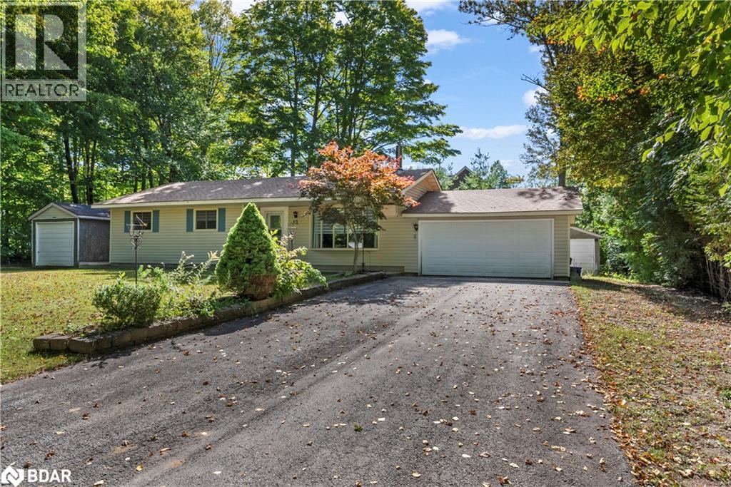 42 Birch St, Sauble Beach, ON N0H 5G0