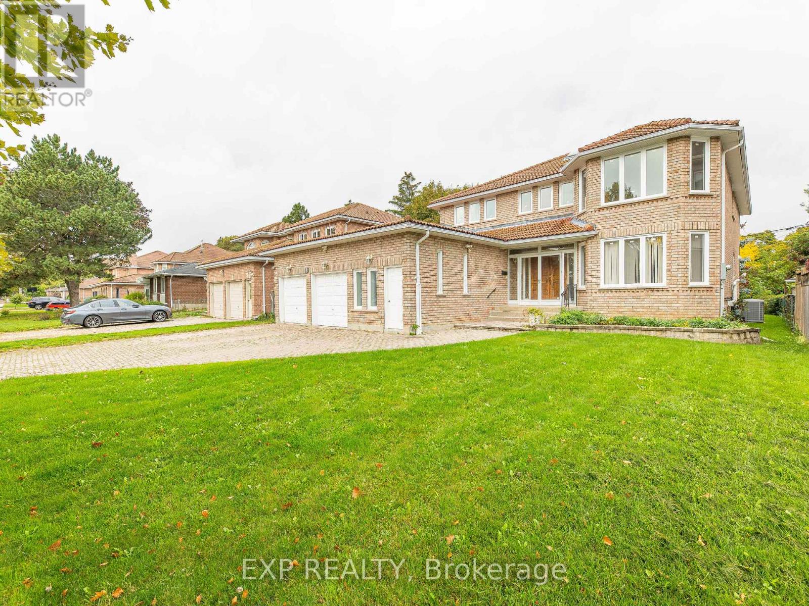 3 Emmeline Cres, Toronto, ON M1S 1L1