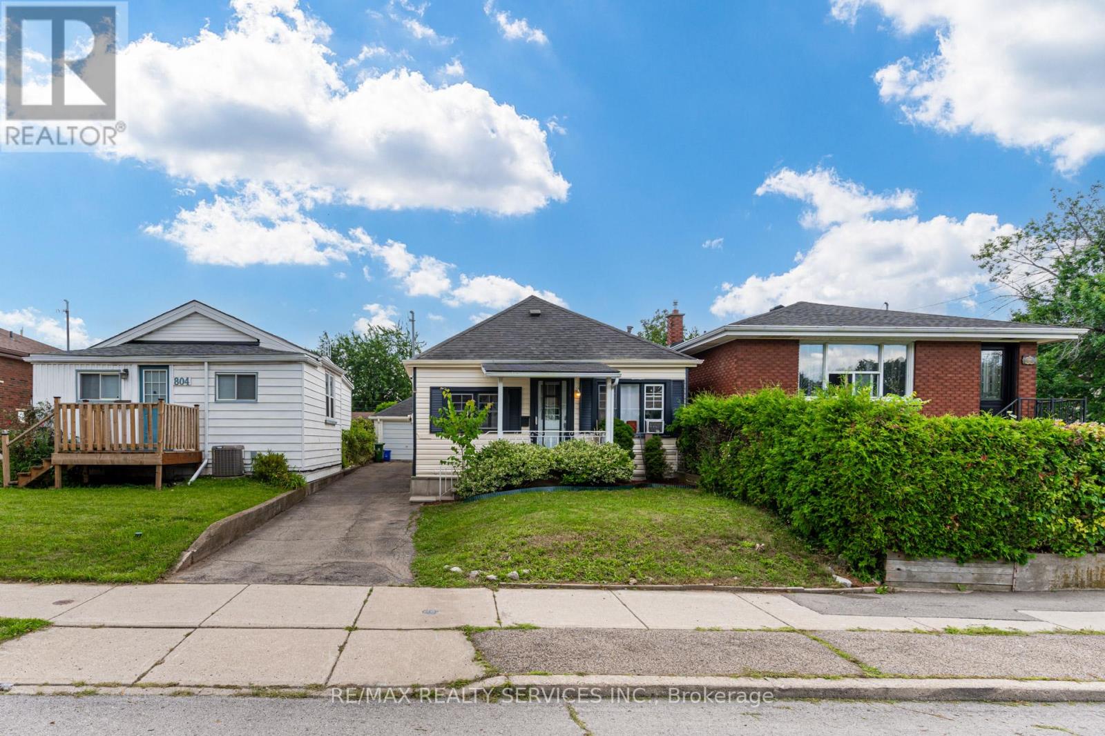 800 Roxborough Ave, Hamilton, ON L8H 1T2