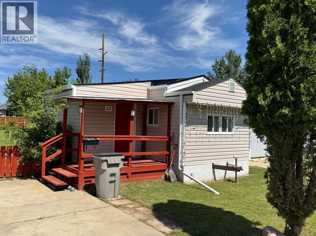 4000 13 Avenue Se Unit 13, Medicine Hat, AB T1B 1J3