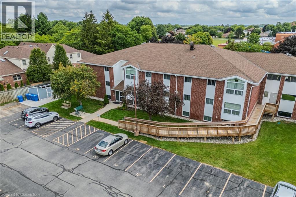 60 Donly Drive S Unit 210, Simcoe, ON N3Y 5K3