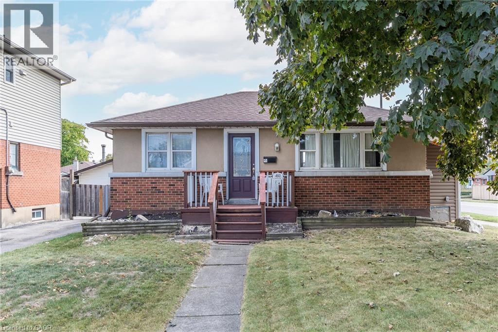 493 Upper Gage Ave, Hamilton, ON L8V 4J2