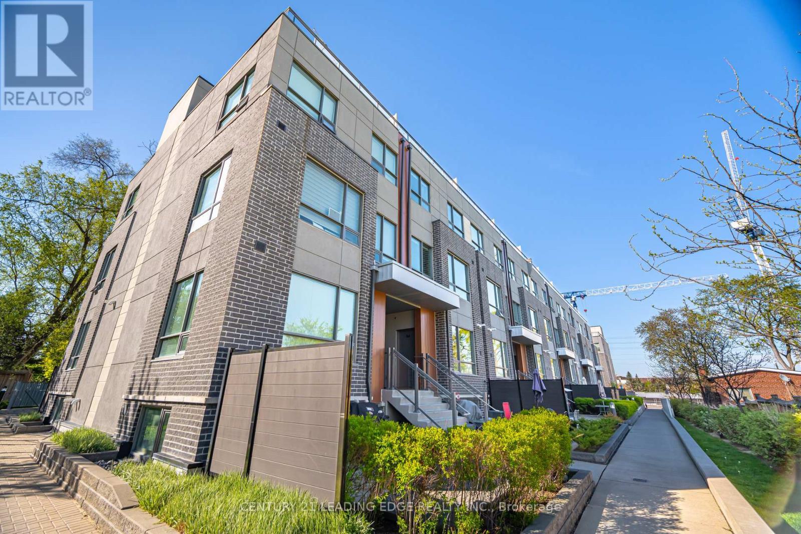 35 650 Atwater Ave, Mississauga, ON L5E 3K2