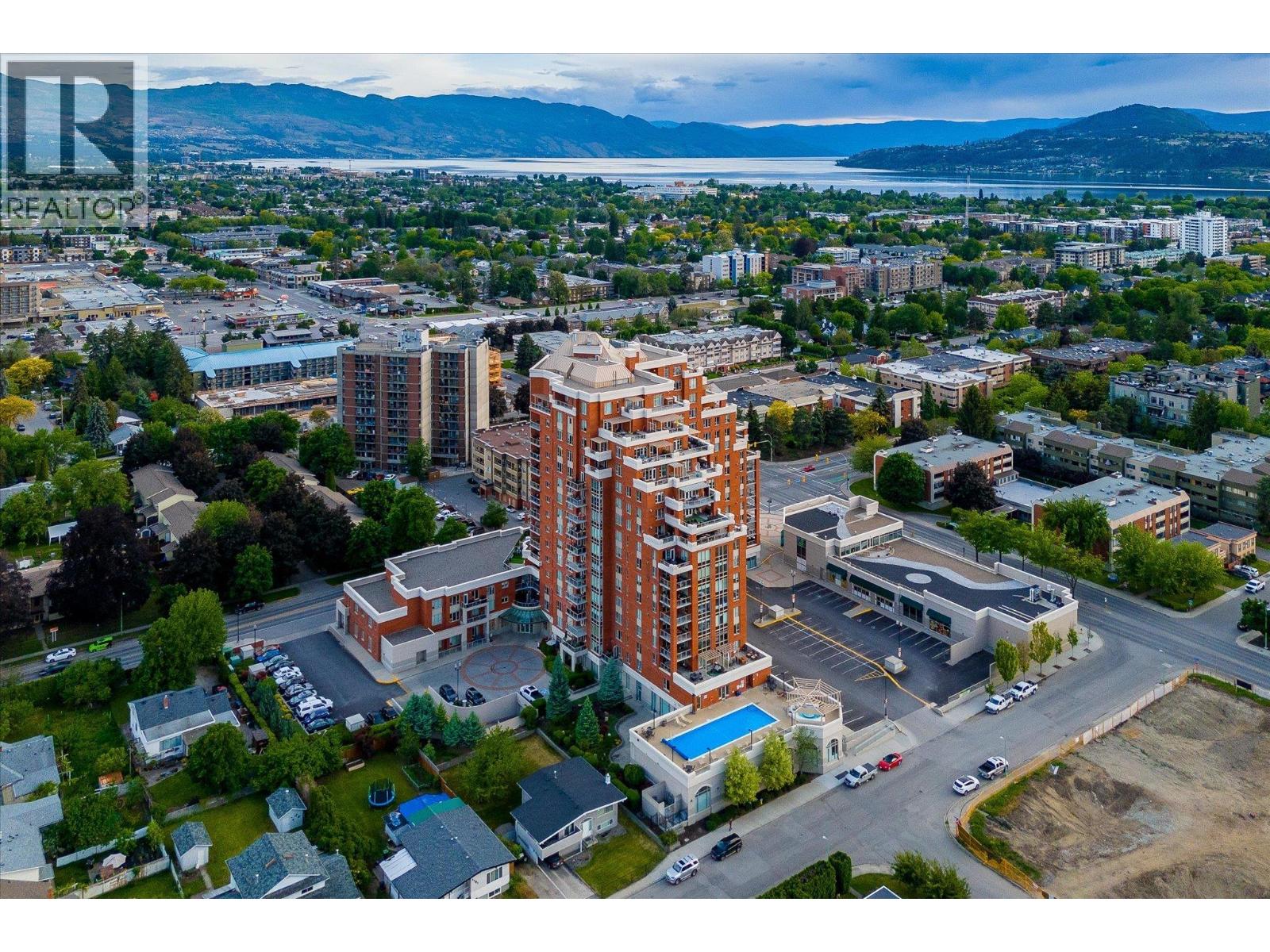 1160 Bernard Avenue Unit 1207, Kelowna, BC V1Y 6R2
