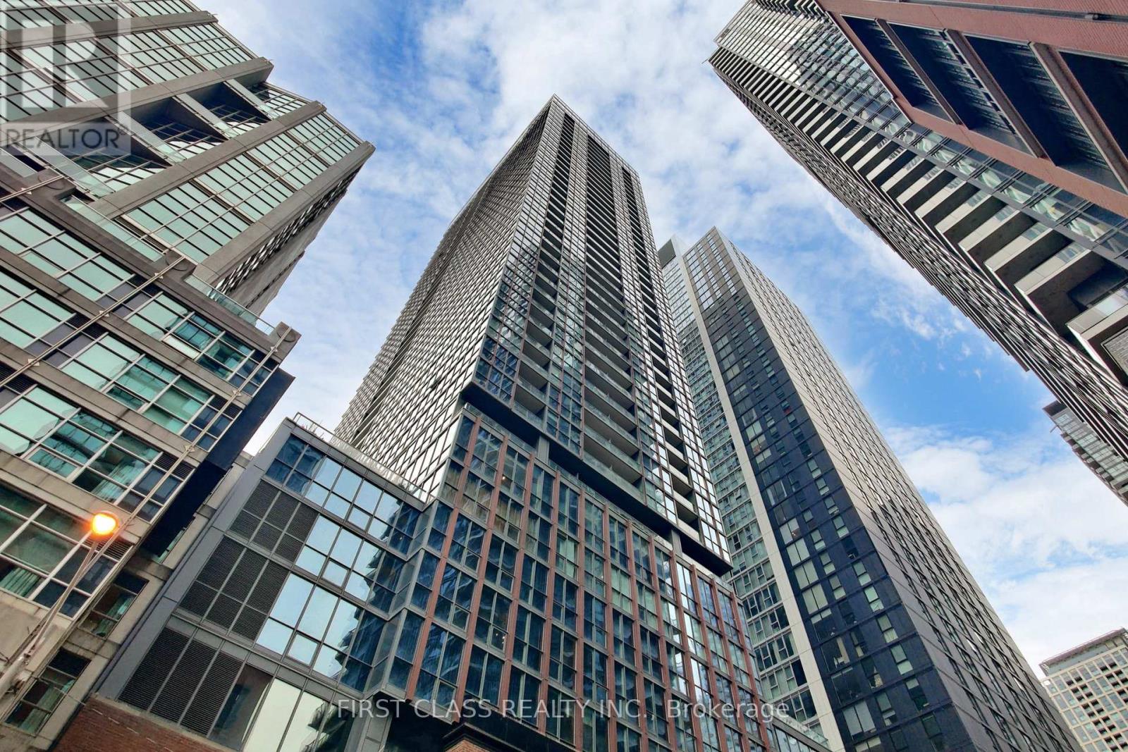 2708 88 Blue Jays Way, Toronto, ON M5V 0L7