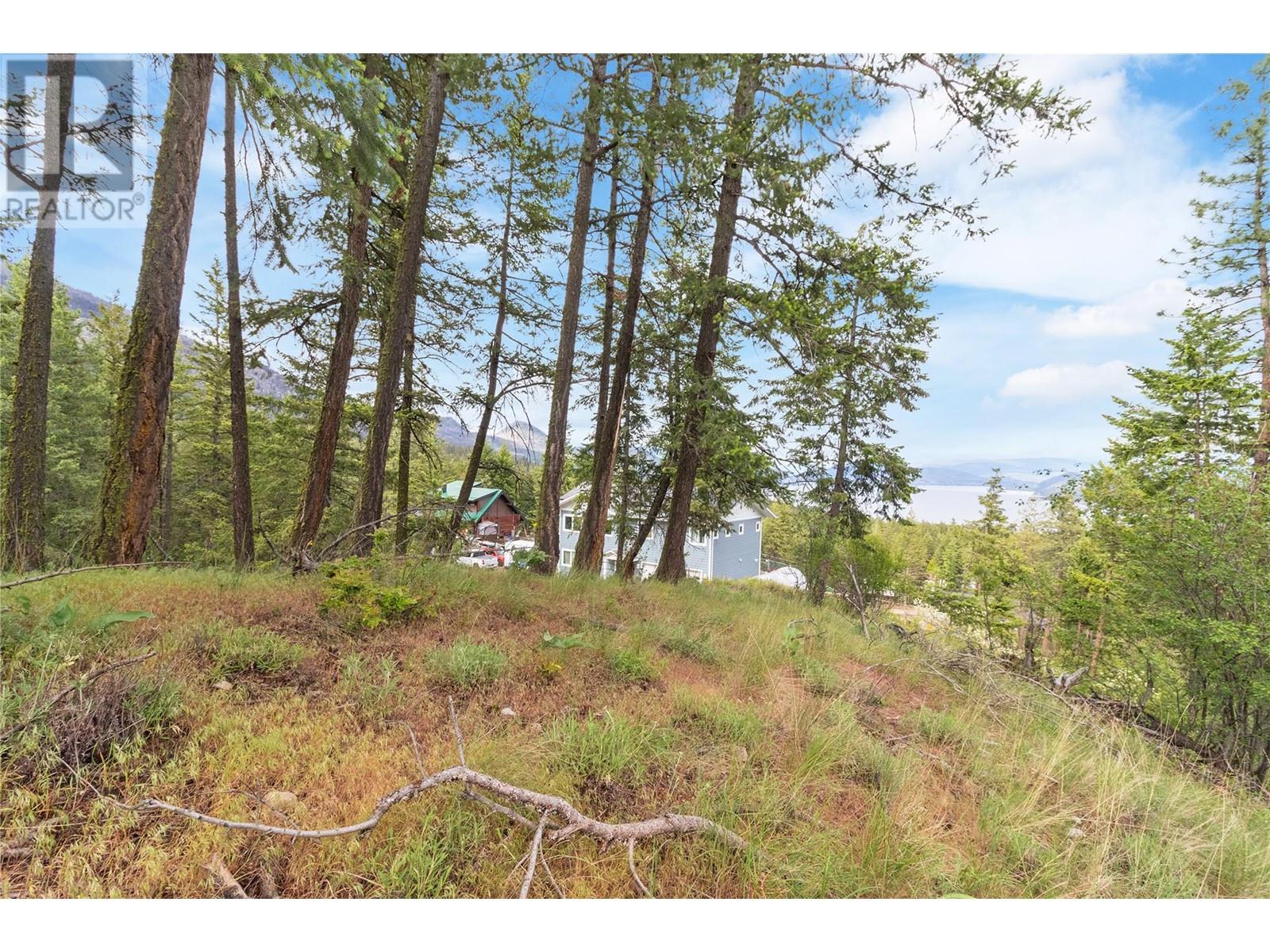 7801 Alpine Rd, Kelowna, BC V1Z 3V6