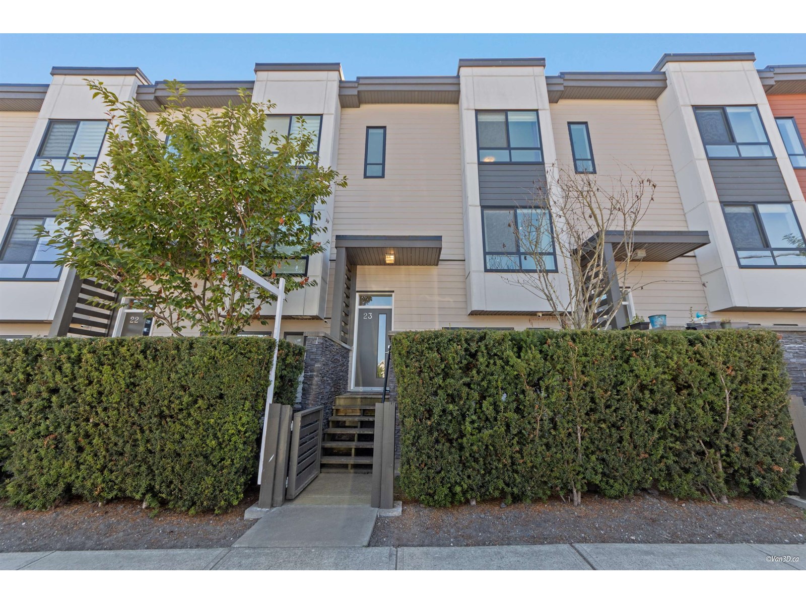 1670 160 Street Unit 23, Surrey, BC V4A 0C6