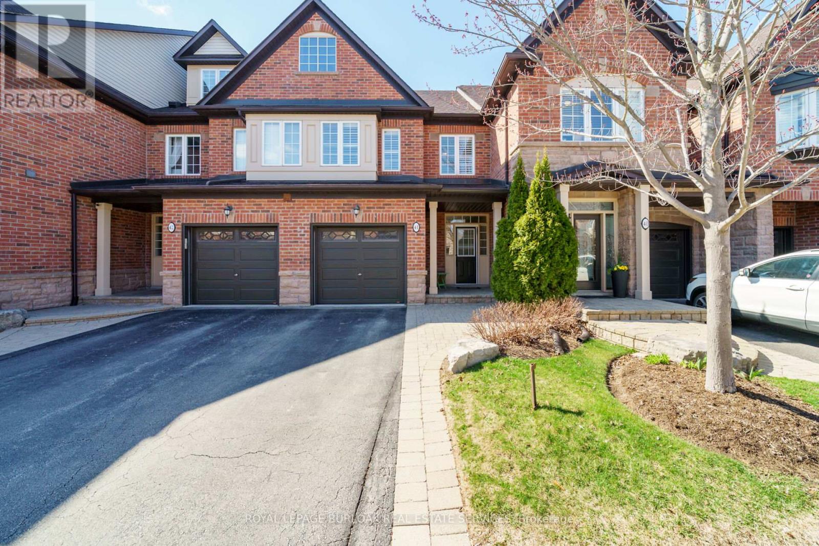 41 300 Ravineview Way, Oakville, ON L6H 7J1