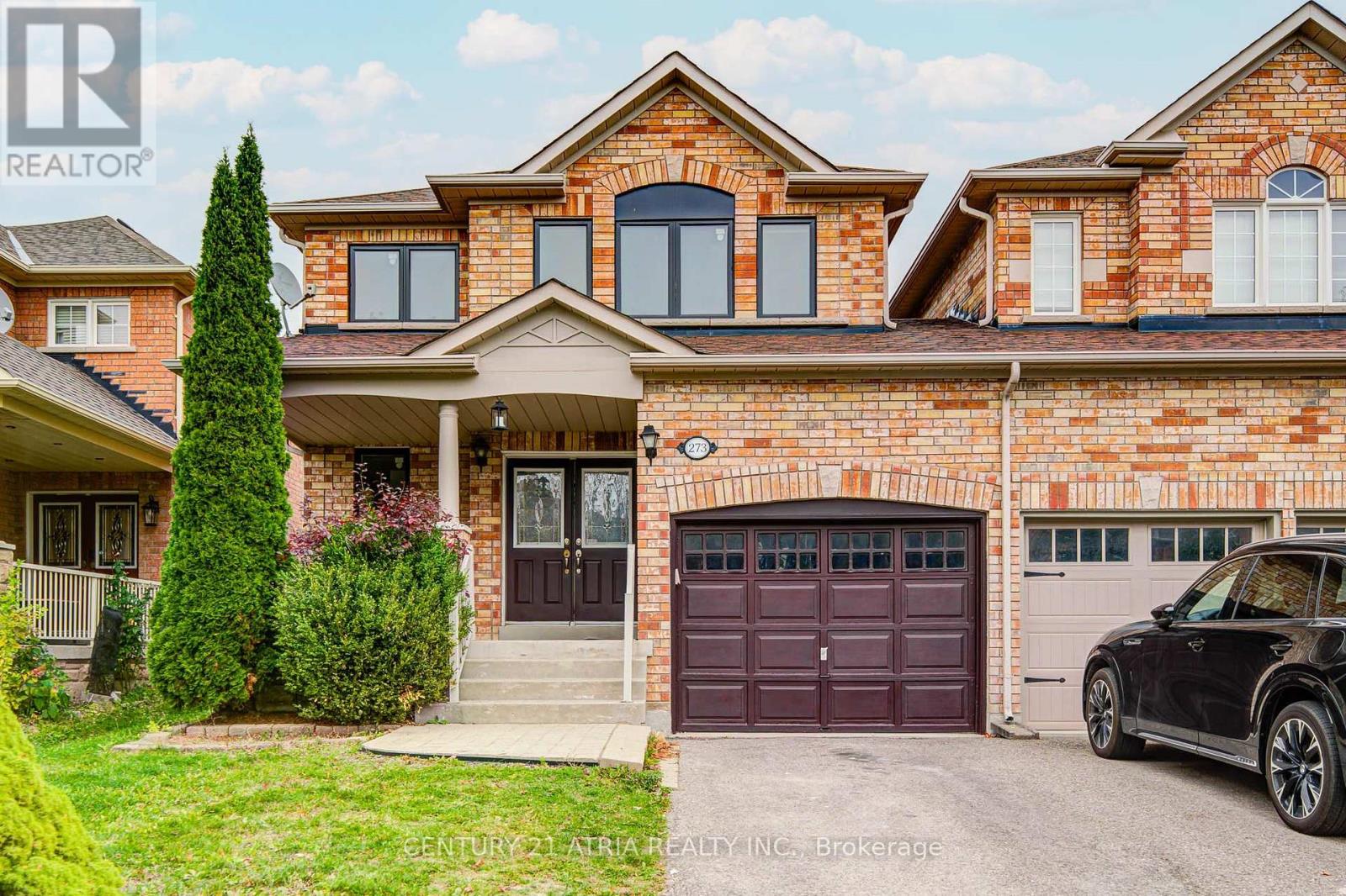 273 Conover Ave, Aurora, ON L4G 7X2