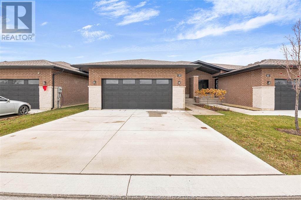 612 Lily Mac Blvd, Windsor, ON N9E 0B1