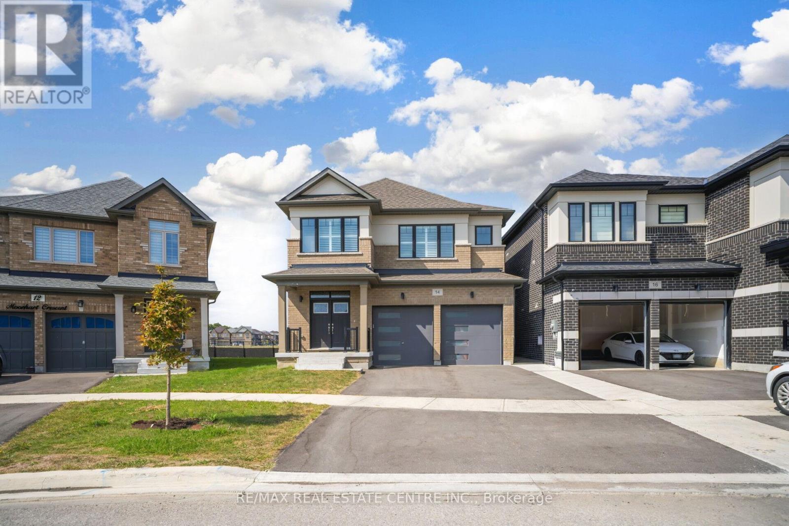 14 Moorhart Cres, Caledon, ON L7C 4J5