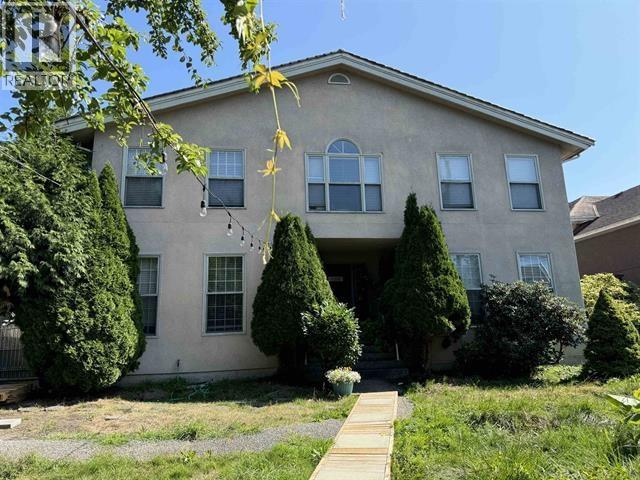 7426 Bridge St, Richmond, BC V6Y 2S7