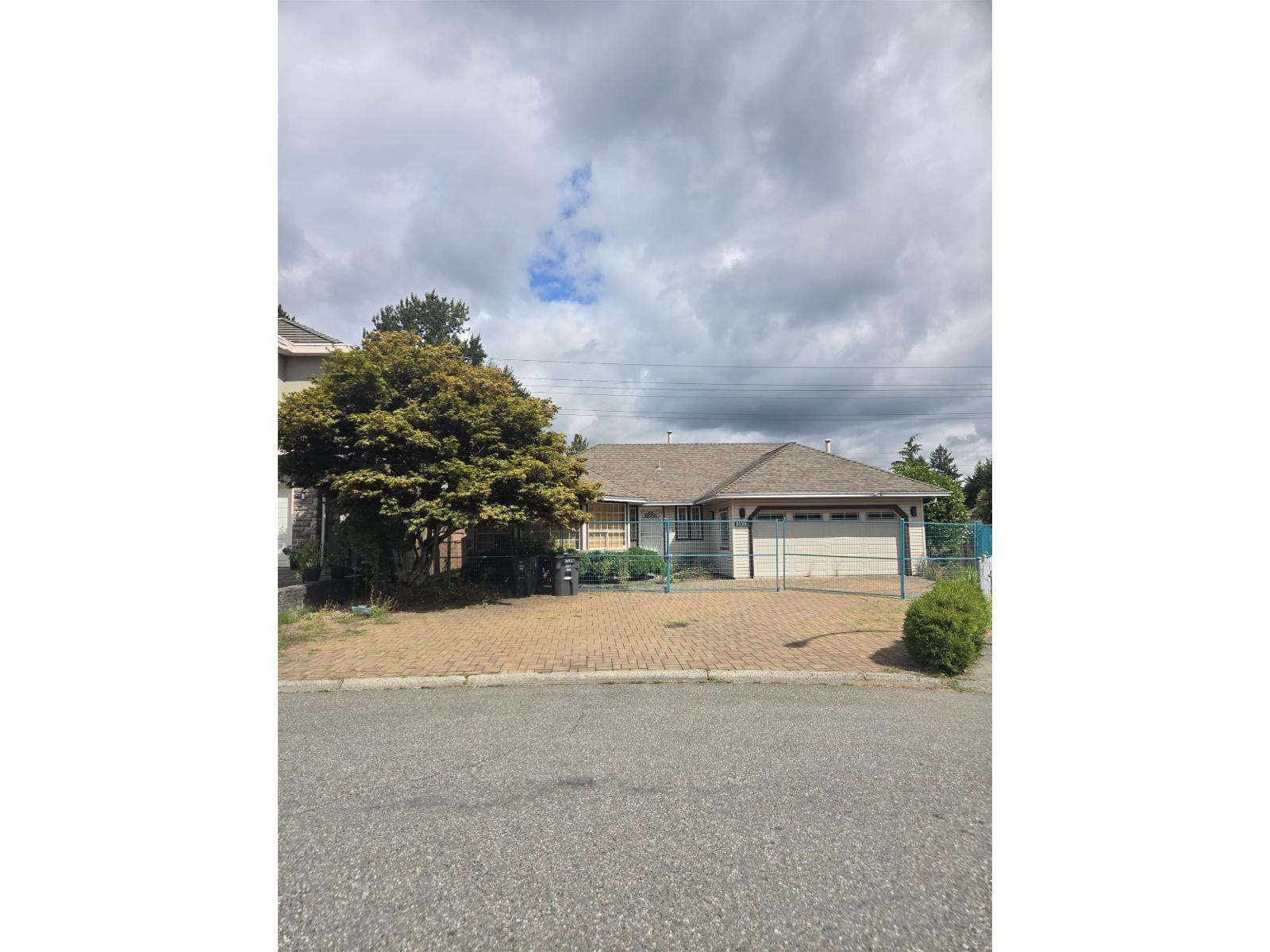 160 Street Unit 9496 #a, Surrey, BC V4N 2P4