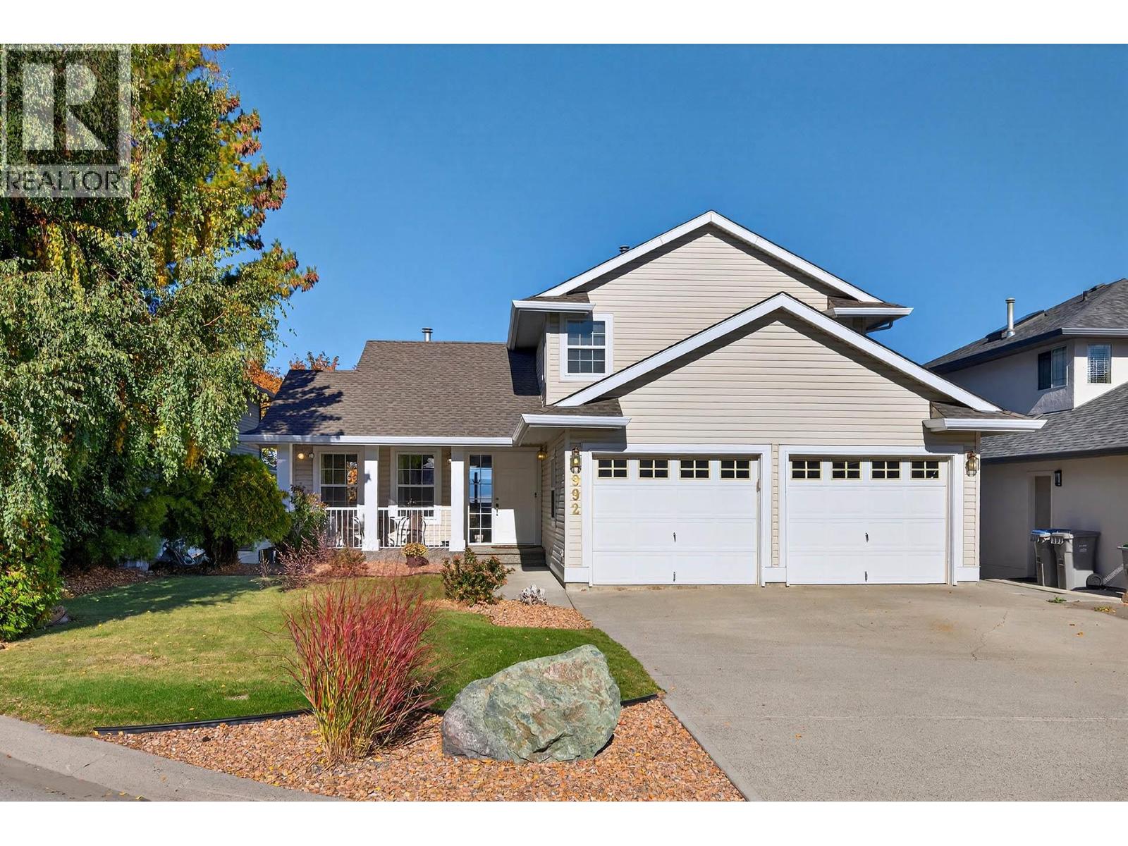 992 Canongate Cres, Kamloops, BC V1S 1W8