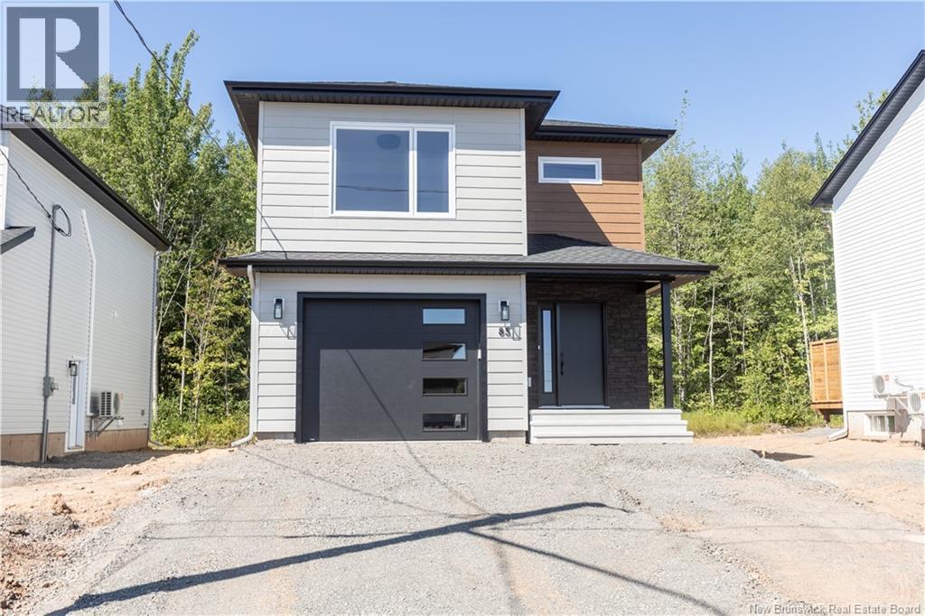 85 Rosenburg St, Moncton, NB E1G 6E9