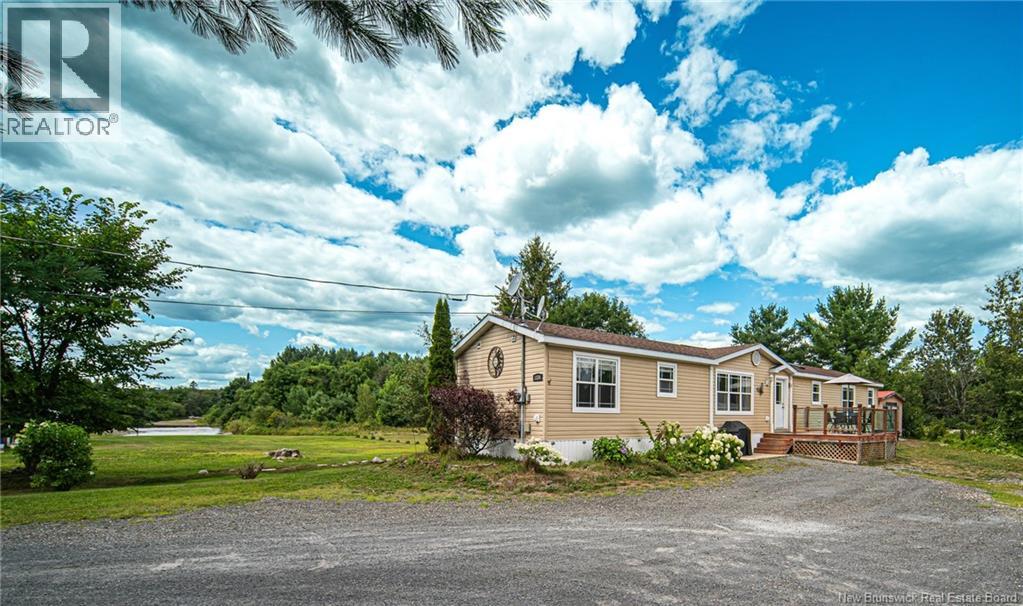 1334 Rte 104, Keswick, NB E4L 2G7