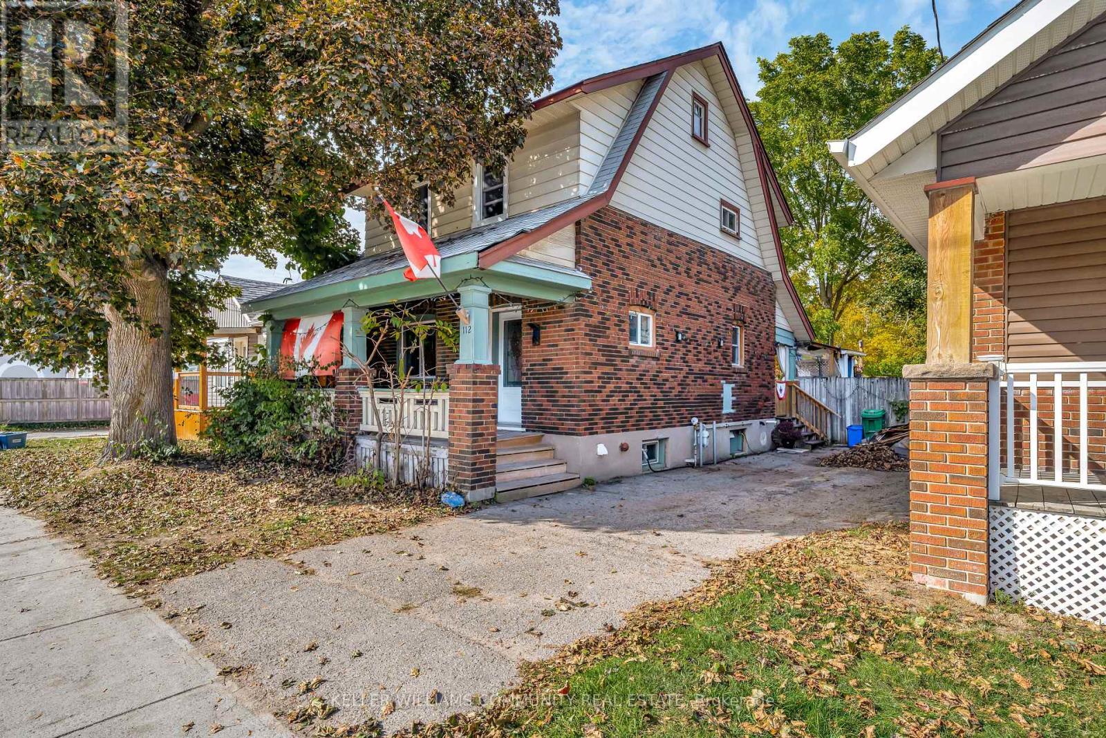 112 Lansdowne St W Ward 3 St, Peterborough, ON K9J 2A8