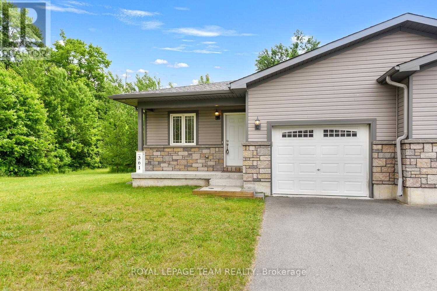 361 Fischl Dr E, Prescott, ON K0E 1T0