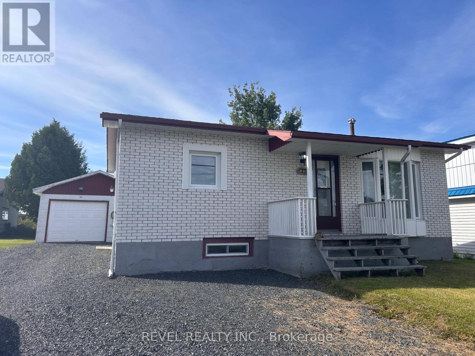99 Hollywood Ave, Smooth Rock Falls, ON P0L 2B0