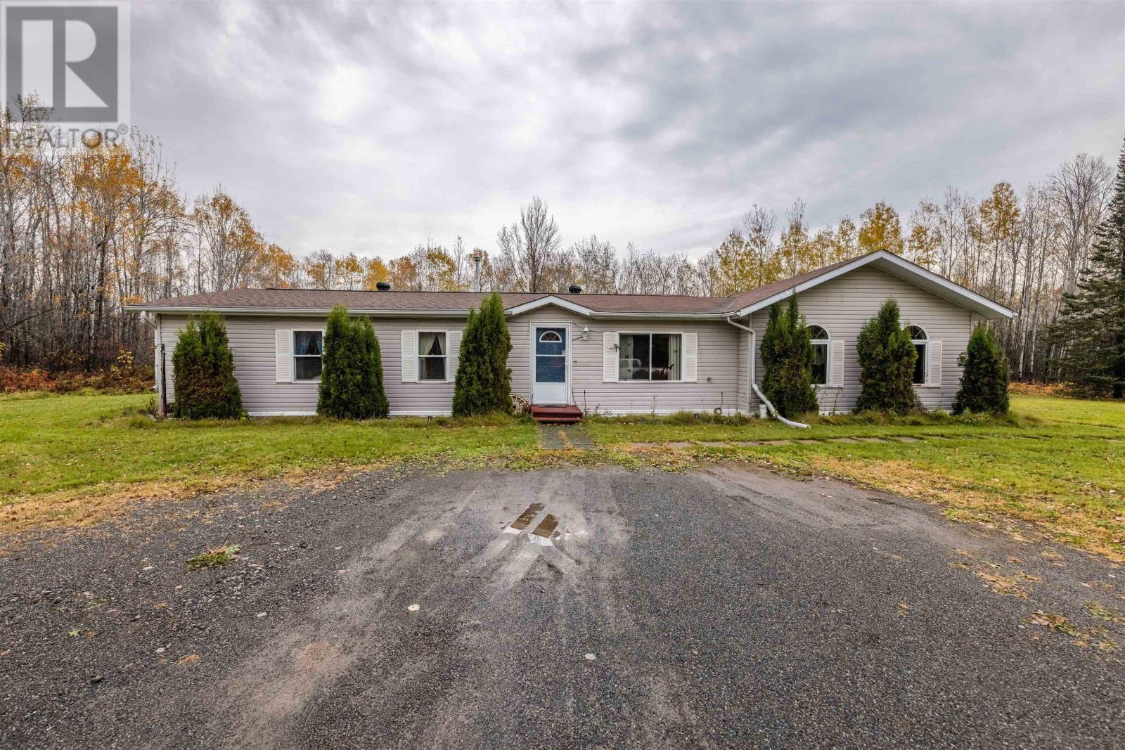134 Spence Rd, Oliver Paipoonge, ON P0T 2G0