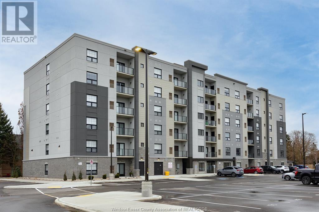 190 Main Street East Unit 410, Kingsville, ON N9Y 1A6