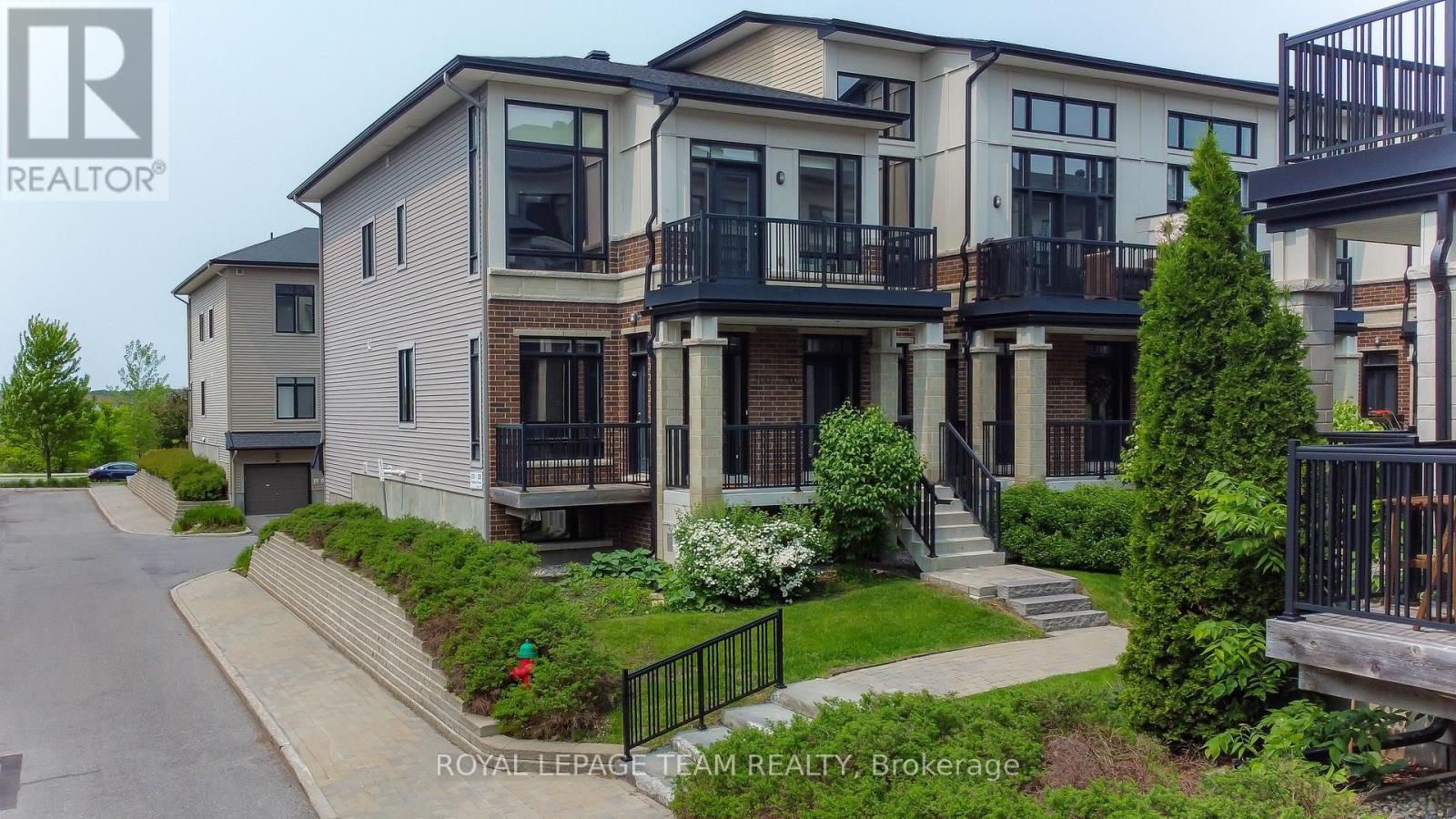 200 Pembina Private, Ottawa, ON K4M 0E2