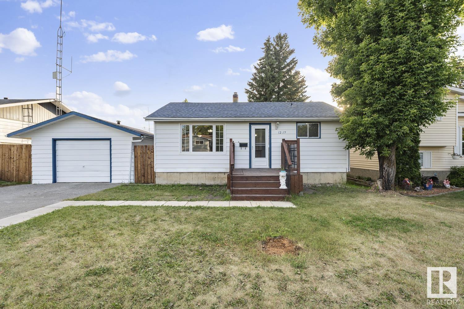 10 St Unit 1213, Cold Lake, AB T9M 1J6