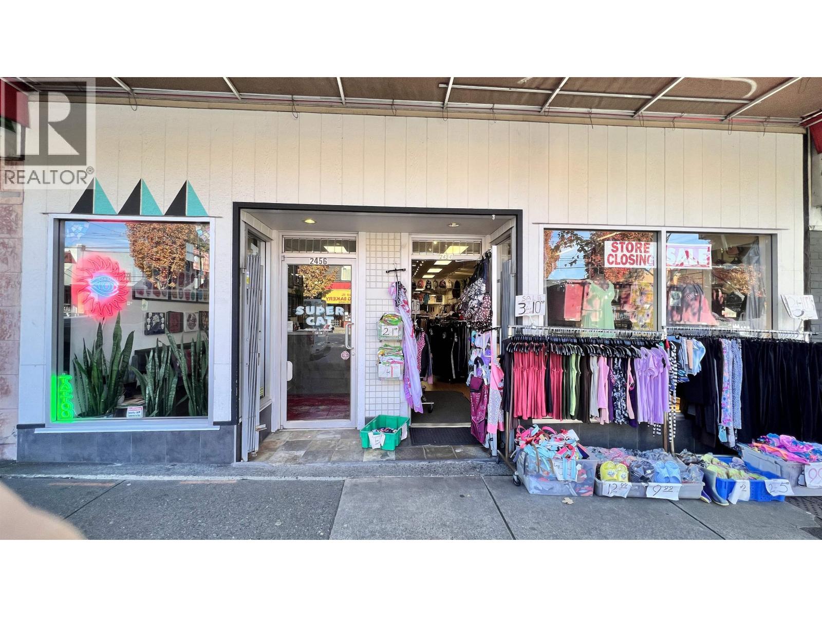 2454 E Hastings St, Vancouver, BC V5K 1Z1
