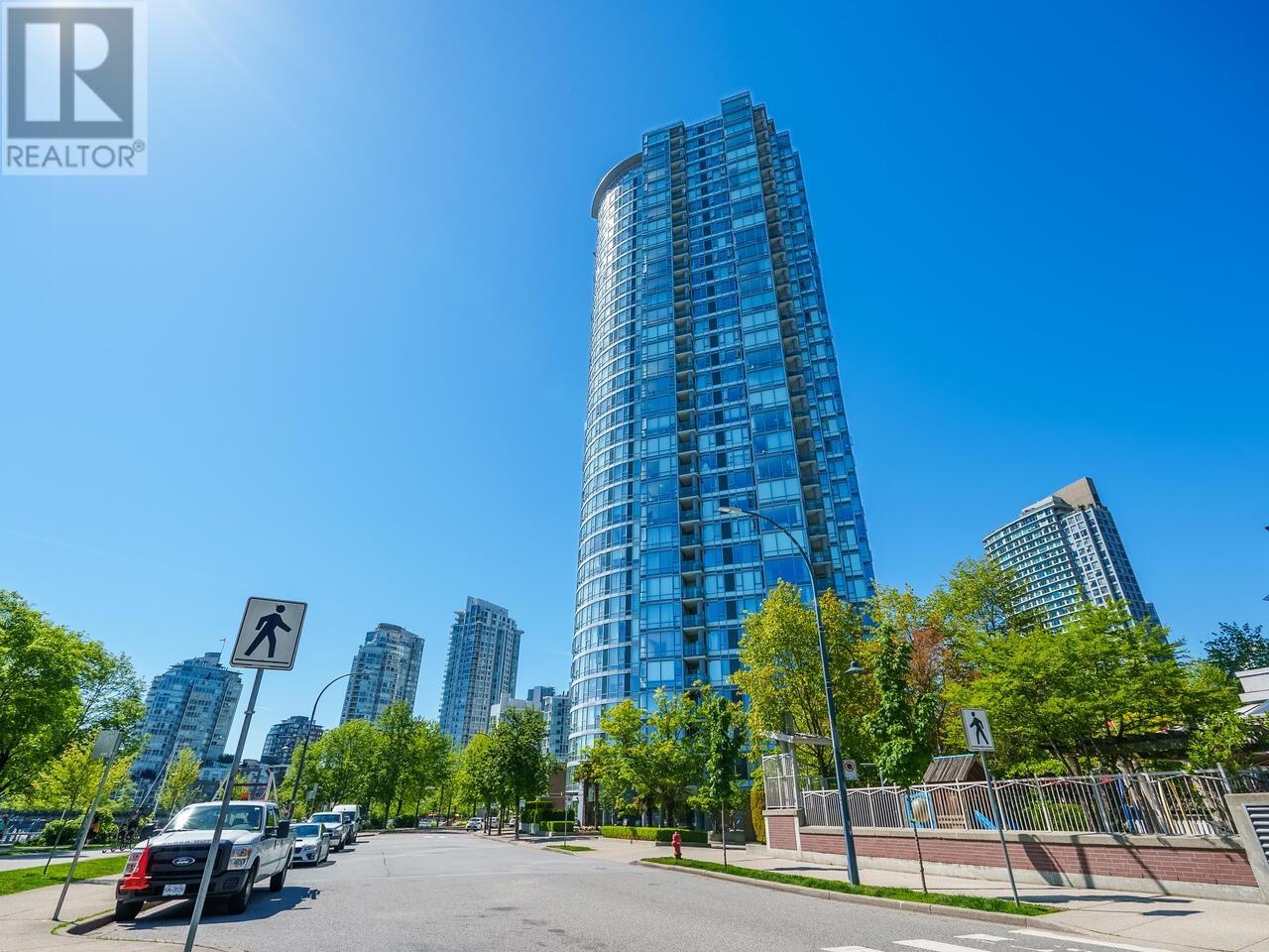 1033 Marinaside Crescent Unit 2102, Vancouver, BC V6Z 3A3