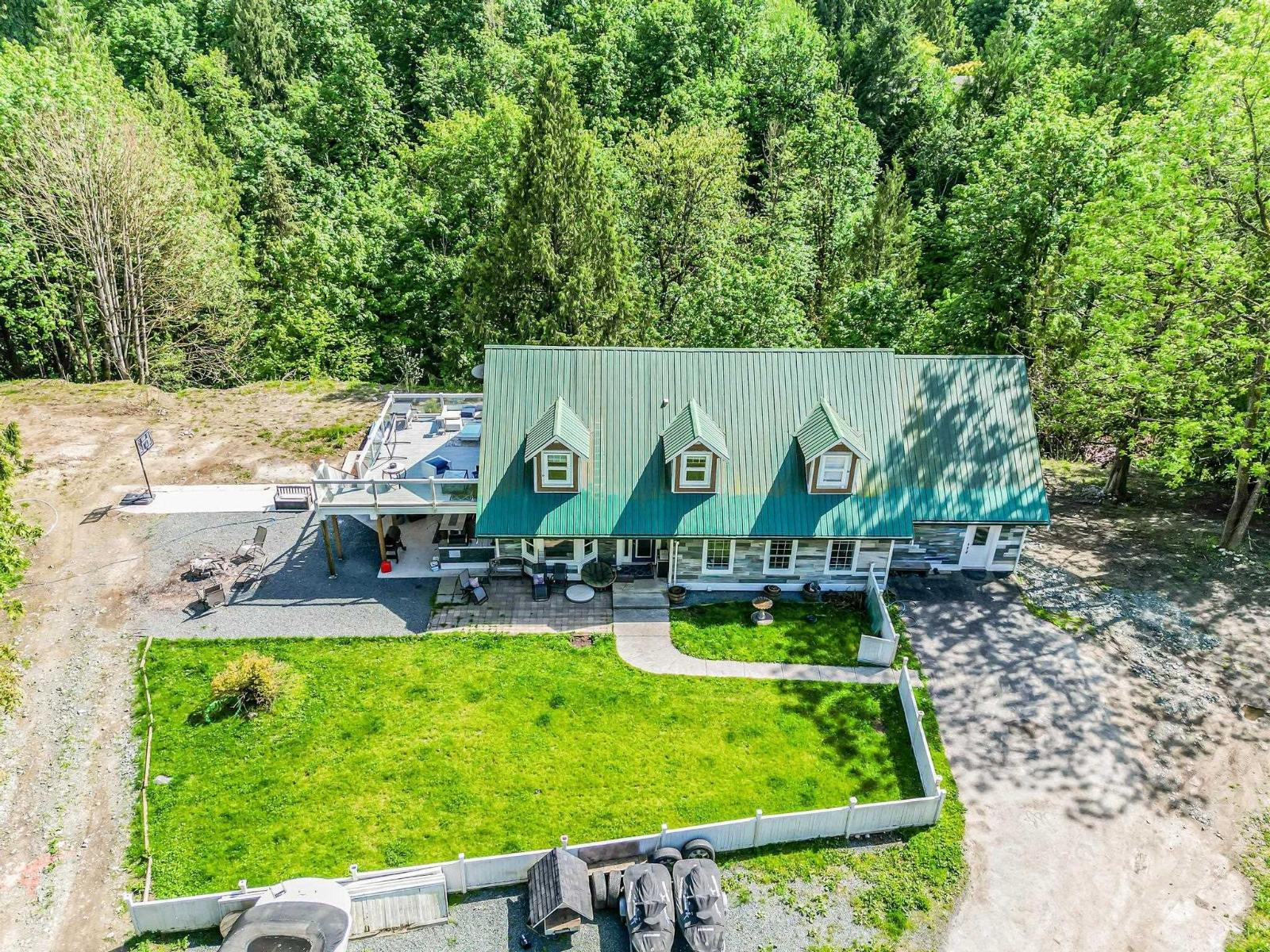 29750 Sangara Avenue Unit 15, Abbotsford, BC V4X 2G3