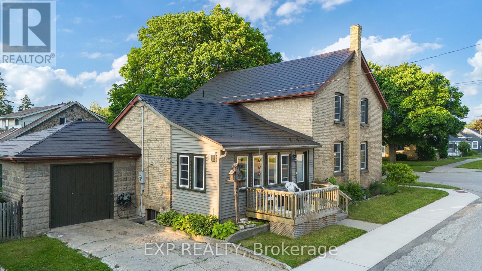 26 Main St S, Lambton Shores, ON N0N 1J0