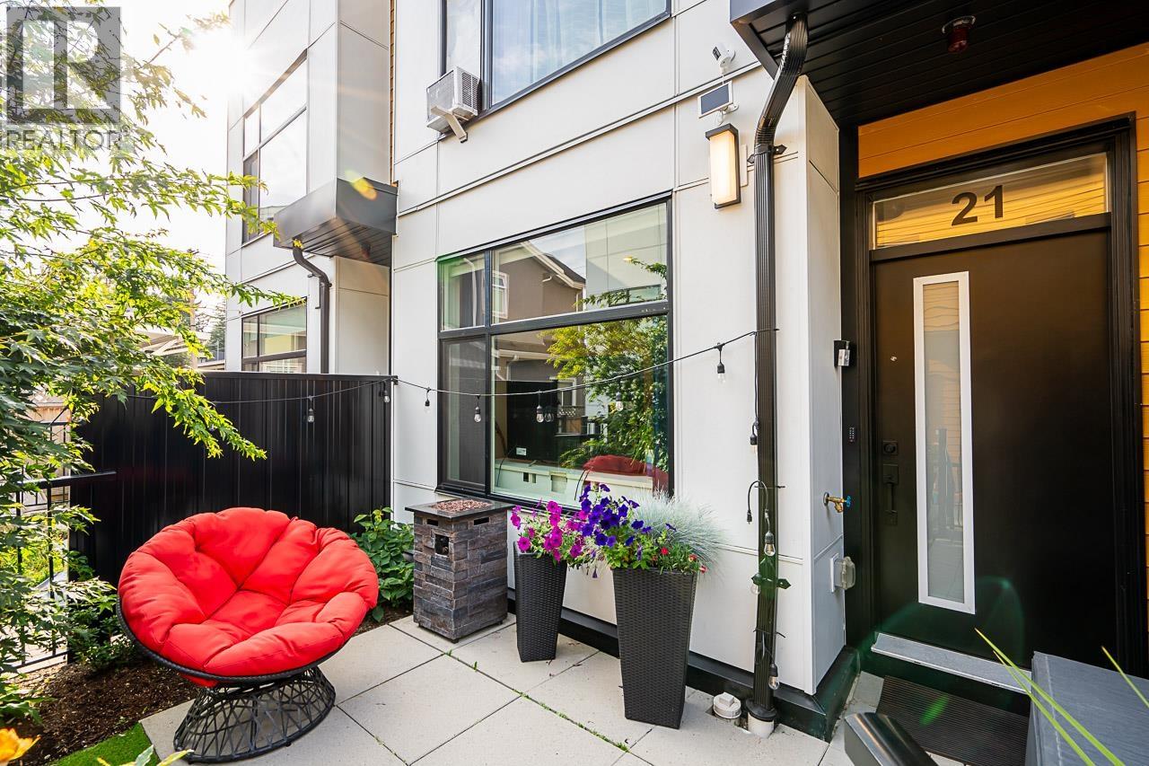 1211 Eighth Avenue Unit 21, New Westminster, BC V3M 2R8