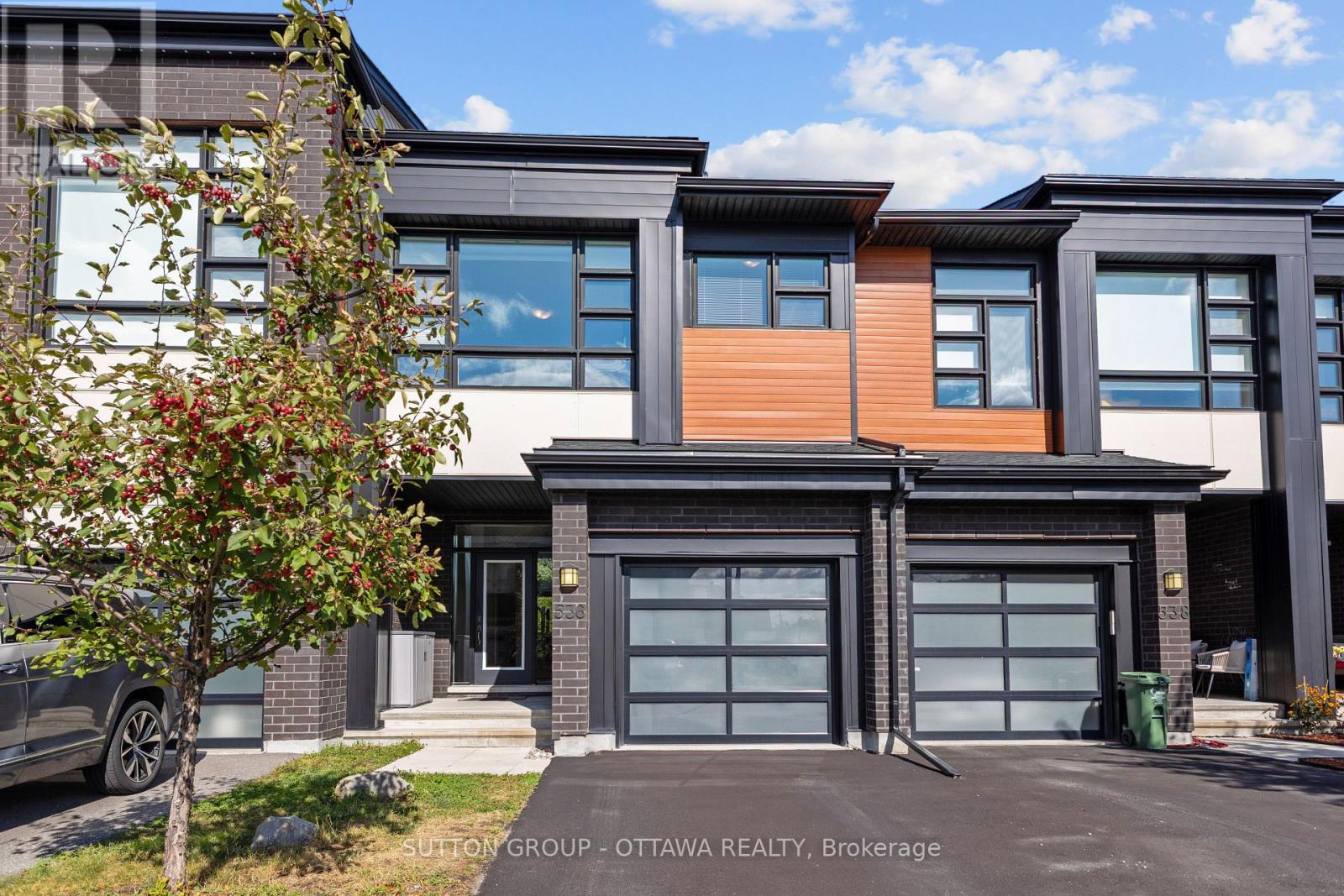 536 Rowers Way, Ottawa, ON K4M 1B2