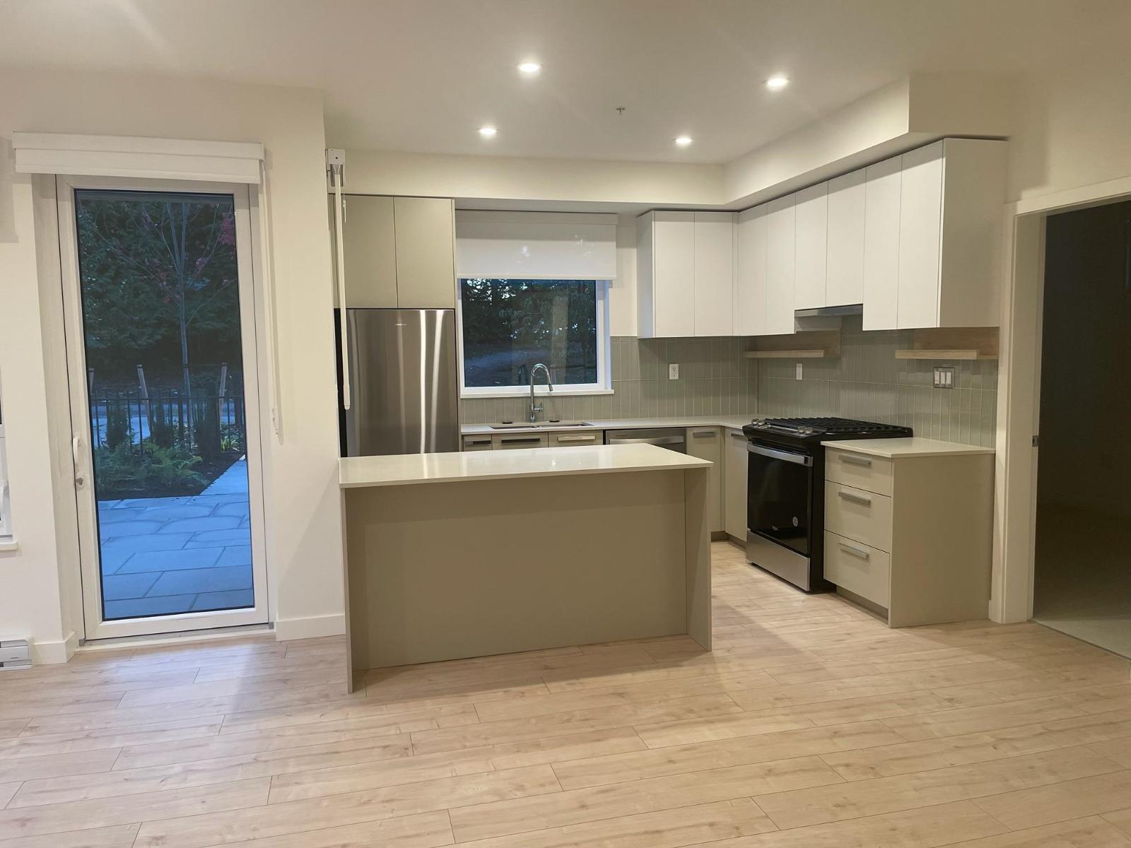 13788 76 Avenue Unit 103, Surrey, BC V3W 3V9