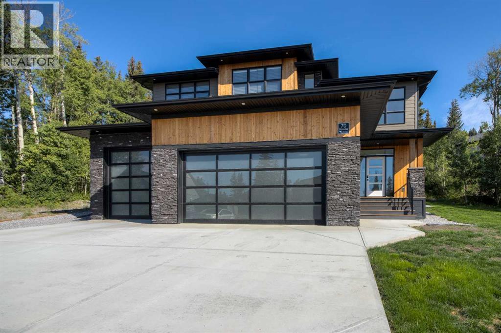70 Kananaskis Dr, Coleman, AB T0K 0M0