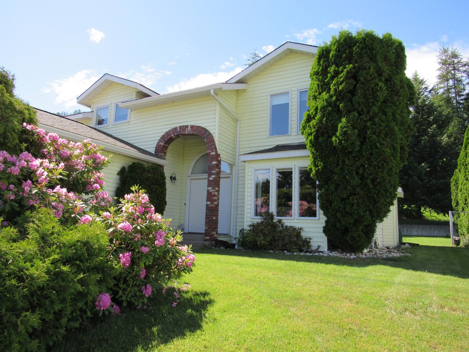 Castlegar, BC homes for sale & real estate listings Houseful