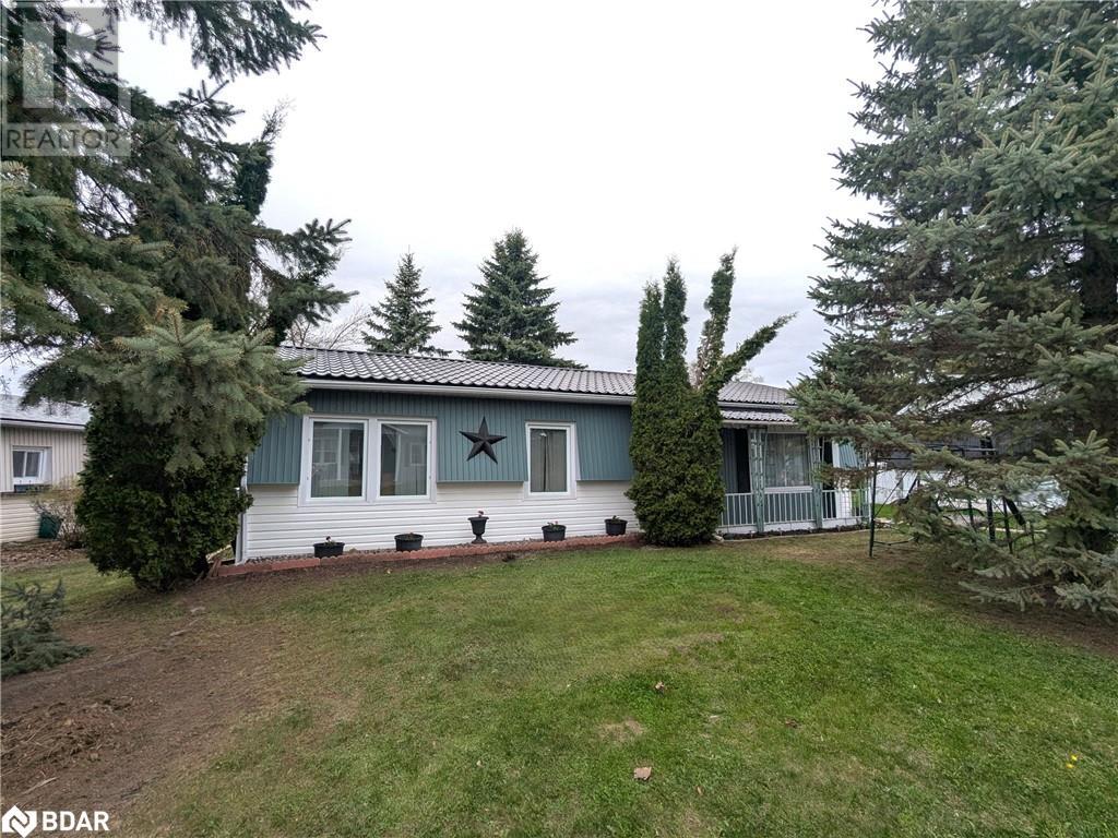 66 Linden Ln, Innisfil, ON L9S 1P2