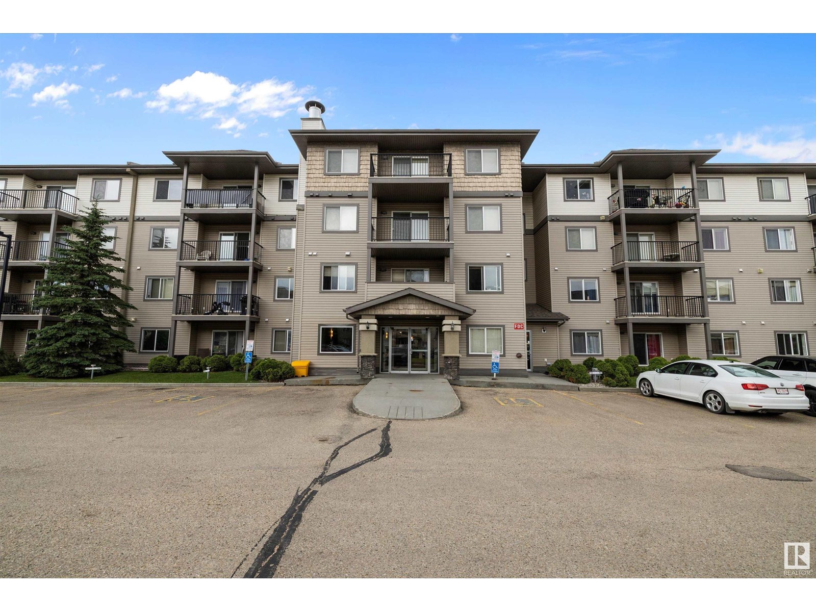 309 Clareview Station Drive Northwest #404, Edmonton, AB T5Y 0J4