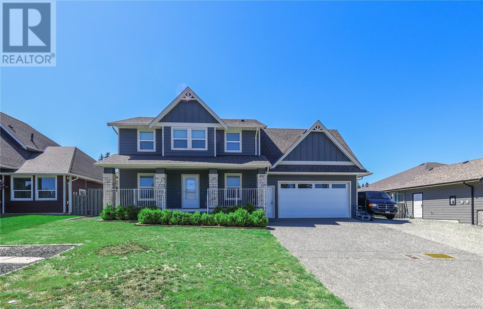 492 Park Forest Dr, Campbell River, BC V9W 0E3