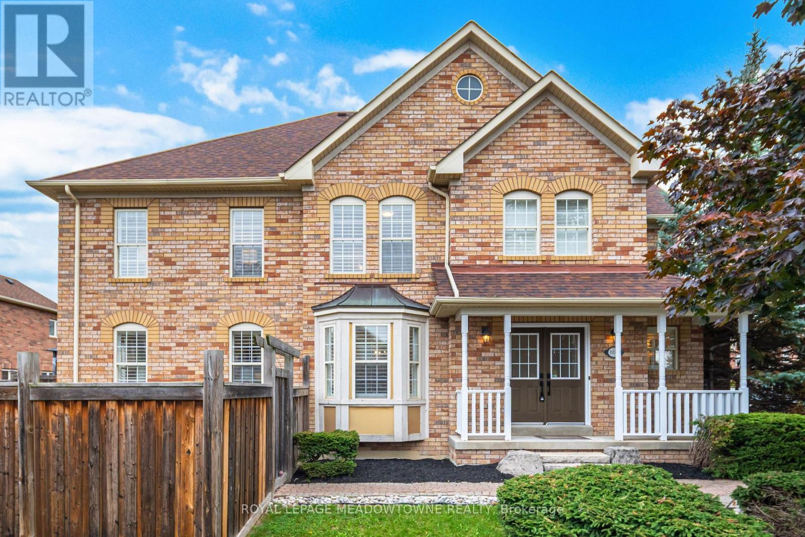1137 Meadowgrove Ct, Mississauga, ON L5W 1J1