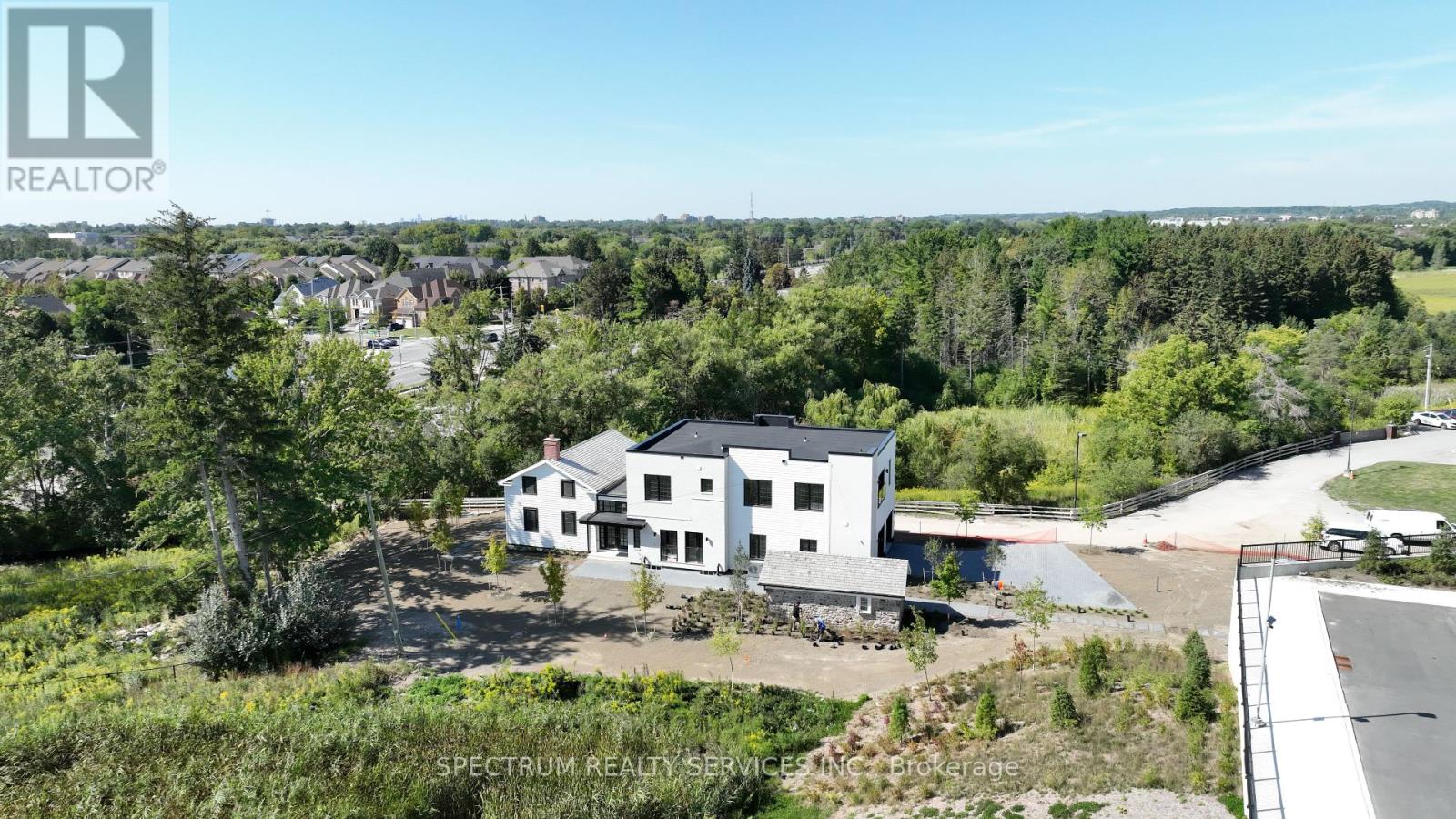 1010 Elgin Mills Rd E, Richmond Hill, ON L4S 1M4