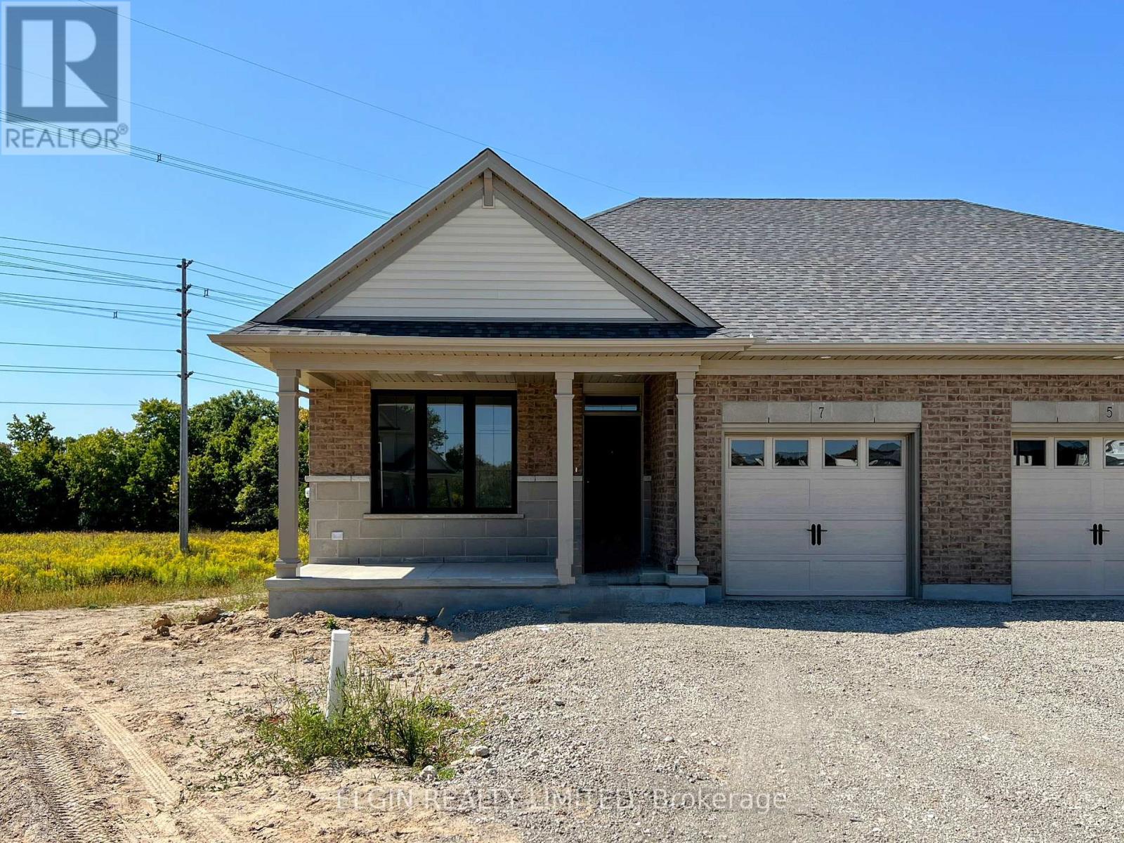 7 Columbus Ct, Central Elgin, ON N5P 0E5