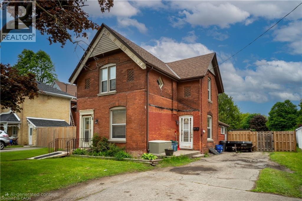 46 Port St, Brantford, ON N3S 1Y2