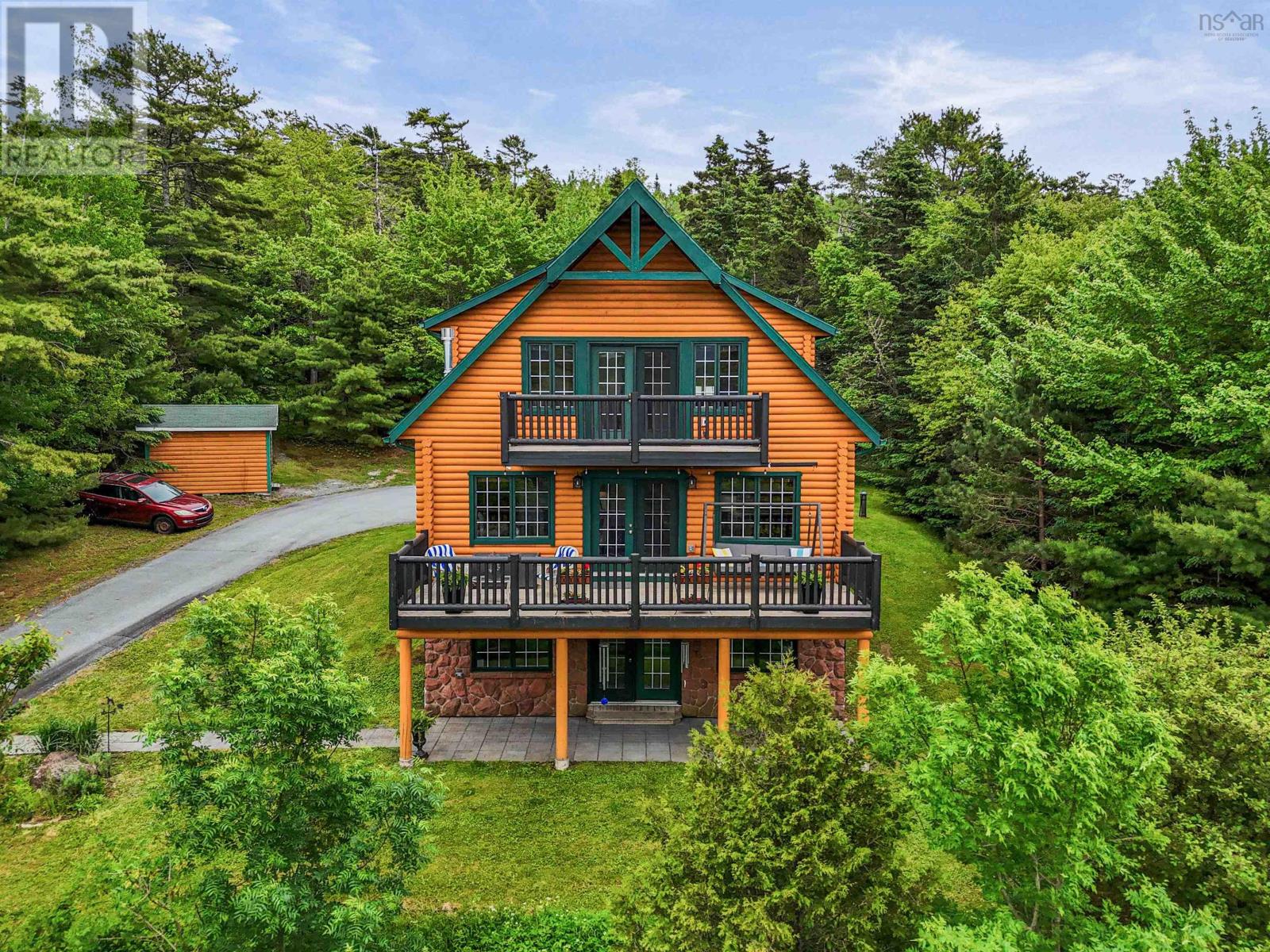 12895 Peggys Cove Rd, Tantallon, NS B3Z 2K3