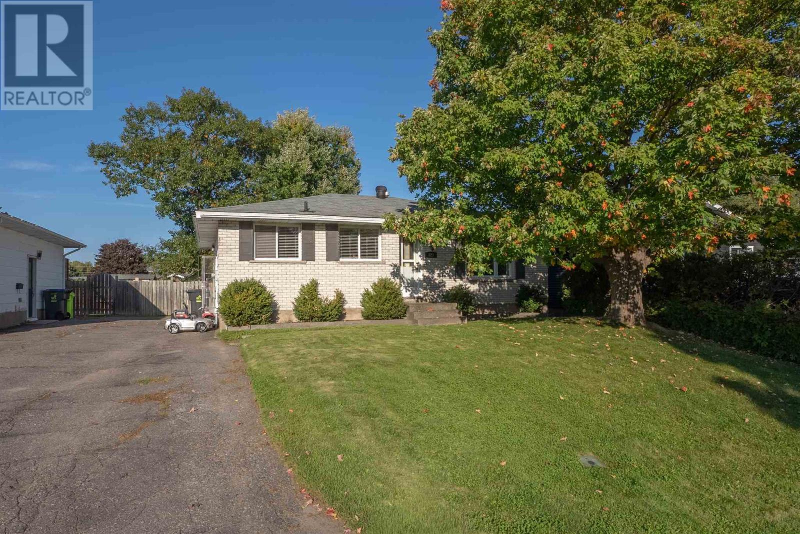121 Williams Undefined St, Sault Ste. Marie, ON P6A 5V3