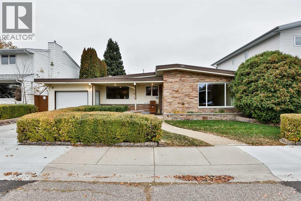 18 Avenue S Unit 2418, Lethbridge, AB T1K 1C9