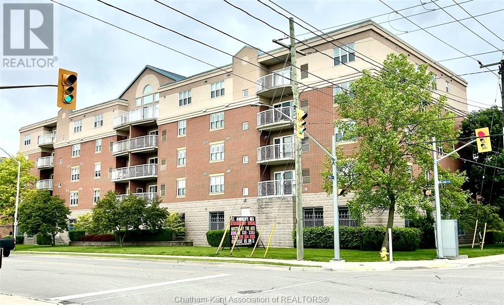 95 Park Unit 502 St, Chatham, ON N7M 3R5